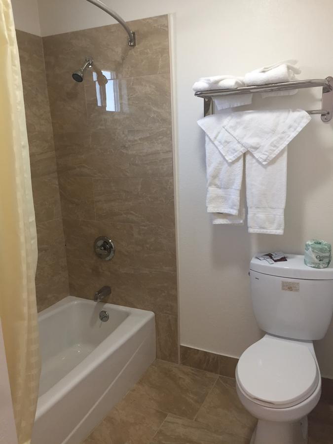 Welcome Inn & Suites Anaheim Esterno foto